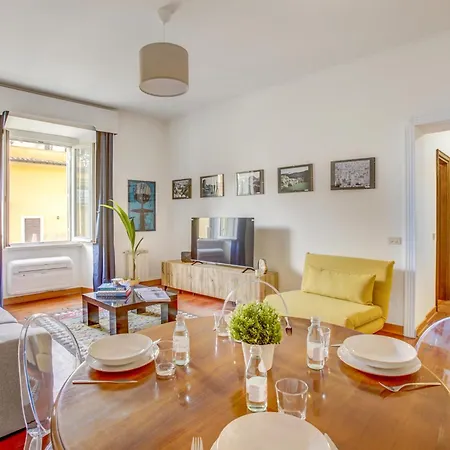 Apartman Colosseo Mecenart 77 - And *